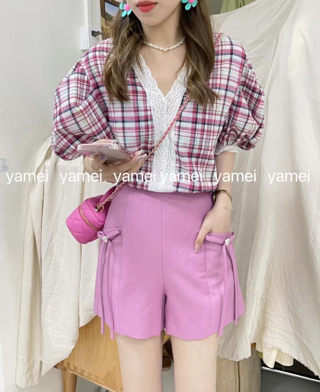 [ya.mei] V-neck Plaid fashion Korean small shirt (only selling small shirts) 4772\ll