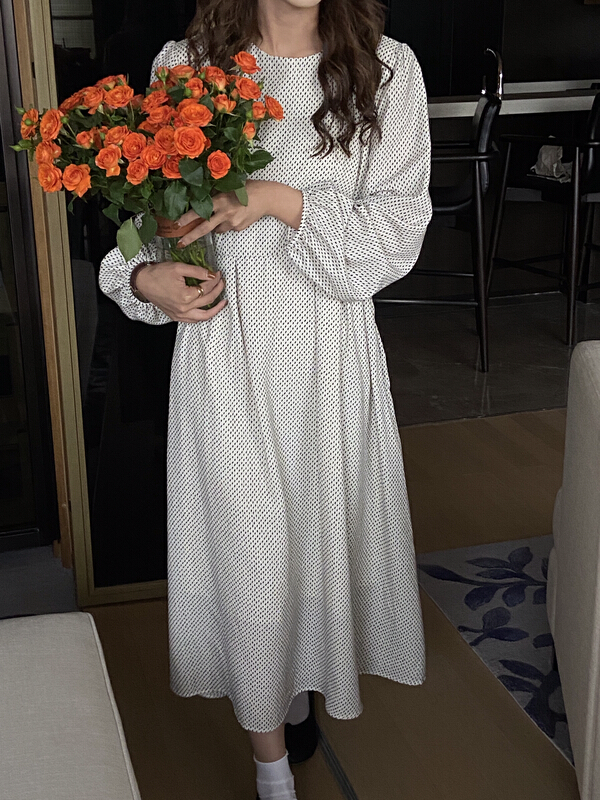 In early autumn! 【 St 】 Korean round neck long sleeve polka dot dress 3828\xj