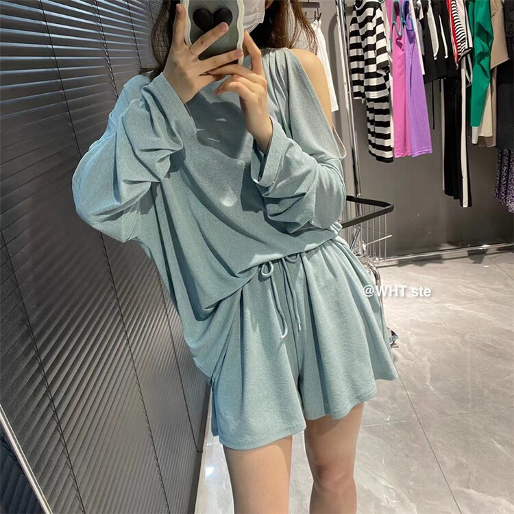 [wht] lazy wind clean color off shoulder sunscreen shirt + casual Shorts Set 5077\wtt