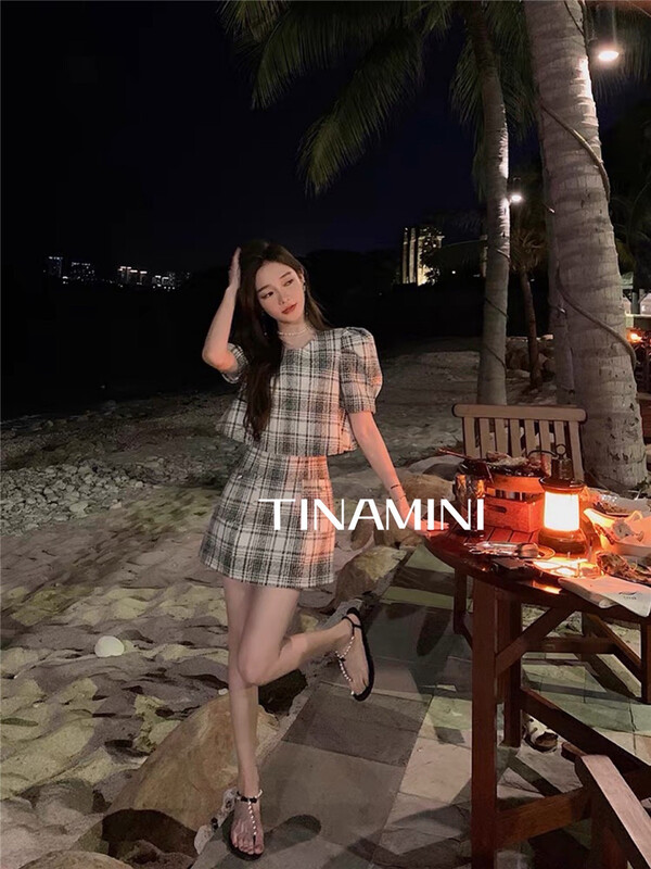 【 tinamini 】 temperament celebrity style round neck bubble sleeve blouse +a-line skirt set 0228\hjy