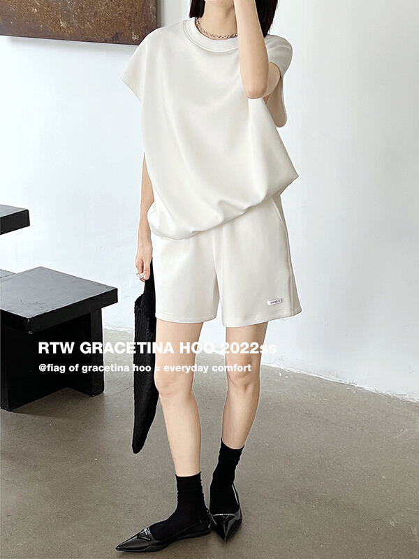 [gracetina Hoo] simple silhouette sleeveless sweater Shorts Set tz2114\cqw