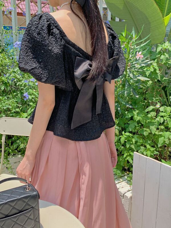 [new open] summer 2022 slotted collar bubble sleeve off shoulder wrinkled short slim fitting shirt fy22909\zxx
