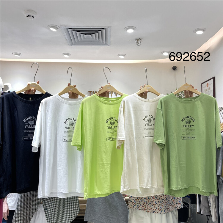 [twenty printed wood] simple letter loose short sleeve T-shirt 692652\l