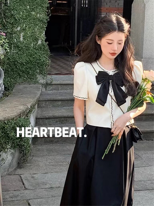 [hearteat] round neck bowknot temperament shirt (detachable with bowknot) 595\zjy