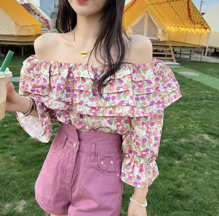 In early summer! [y.jia EJA] off shoulder lotus leaf edge blouse + fashionable and versatile casual Shorts Set (only selling sets) ys1-6708\pcz