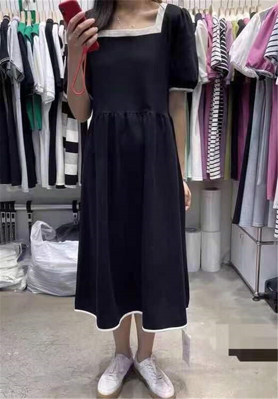 [Xiangli] fresh and simple color contrast square collar medium length dress 2033\pcz