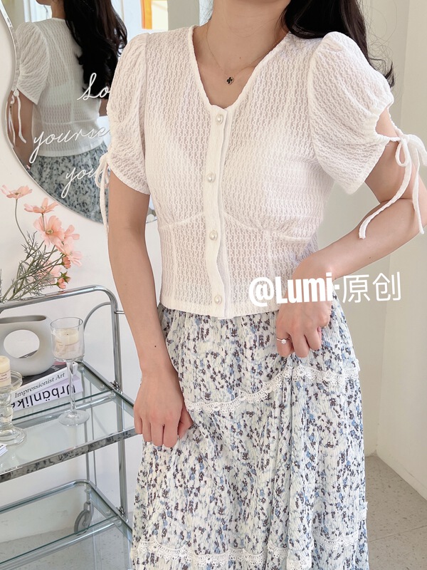 New in early summer! [Lumi] V-neck button up fashion slim shirt 82286\ll