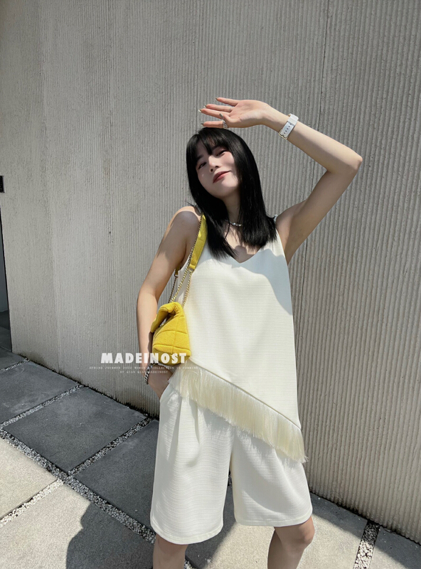 [OSHA madeinost] beveled edge design advanced tassel vest / strap small fragrance 86379