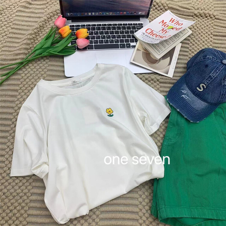 [one seven] casual simple Embroidery Flower short sleeve T-shirt 616\xyy
