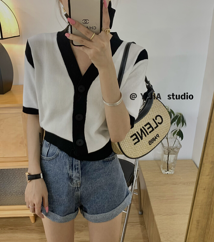 [y.jia EJA] xiaoxiangfeng color contrast knitted short sleeve shirt 229