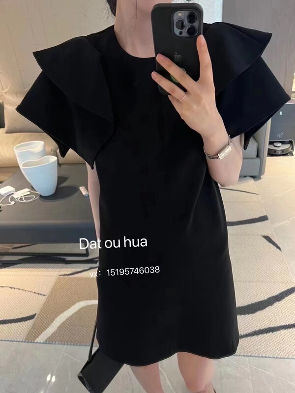 [East room] pleated Ruffle collar solid dress 9315\wtt