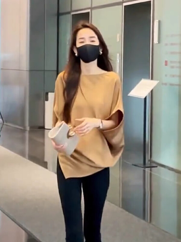 [jun.t] simple temperament one shoulder medium sleeve shirt (with belt) 6152\pcz