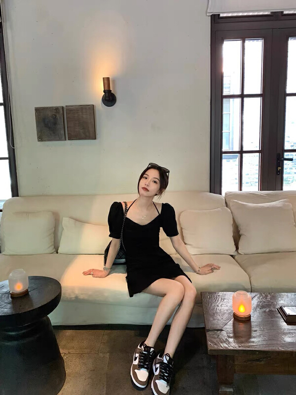 [by] French temperament waist closing design small black dress 7498\\cl
