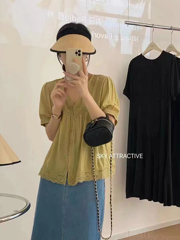 [the fan] V-neck lace stitching shirt 503001\pcz