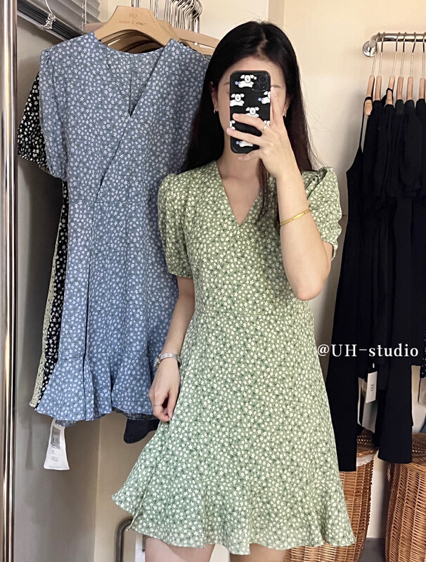 [uh] fashion V-neck floral lace up dress 7799\hjy