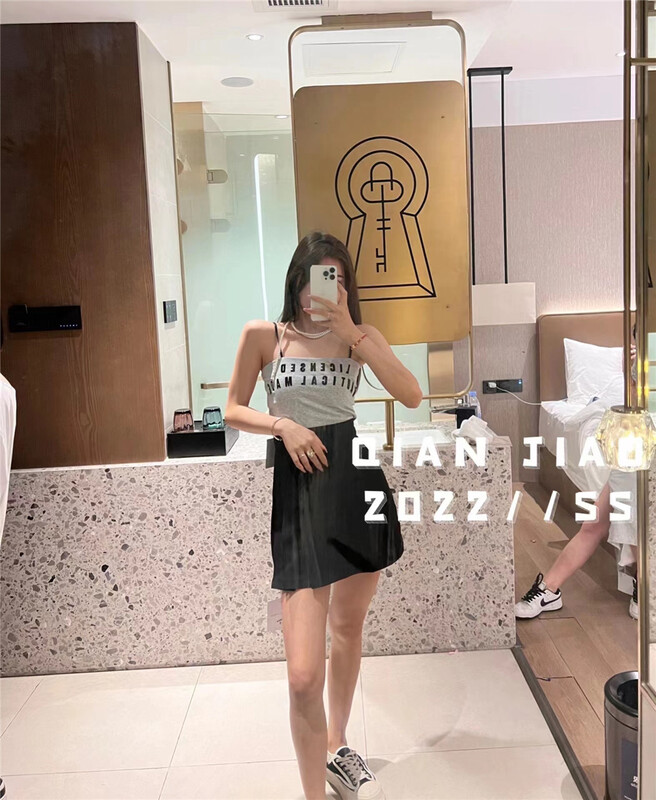 [Qian Jiao QIANJIAO] hot girl letter printed vest / sling 6839\pcz