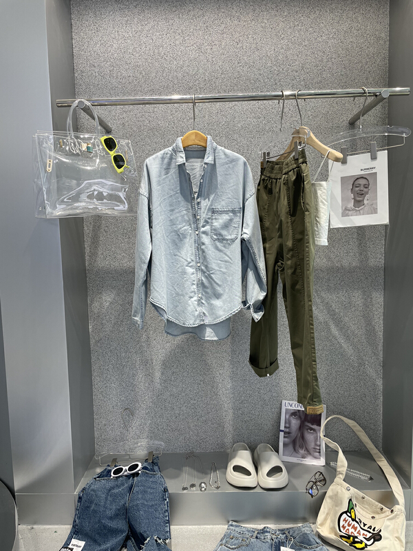 In early summer! [bobo1972] loose and thin versatile shirt al226133\ozq