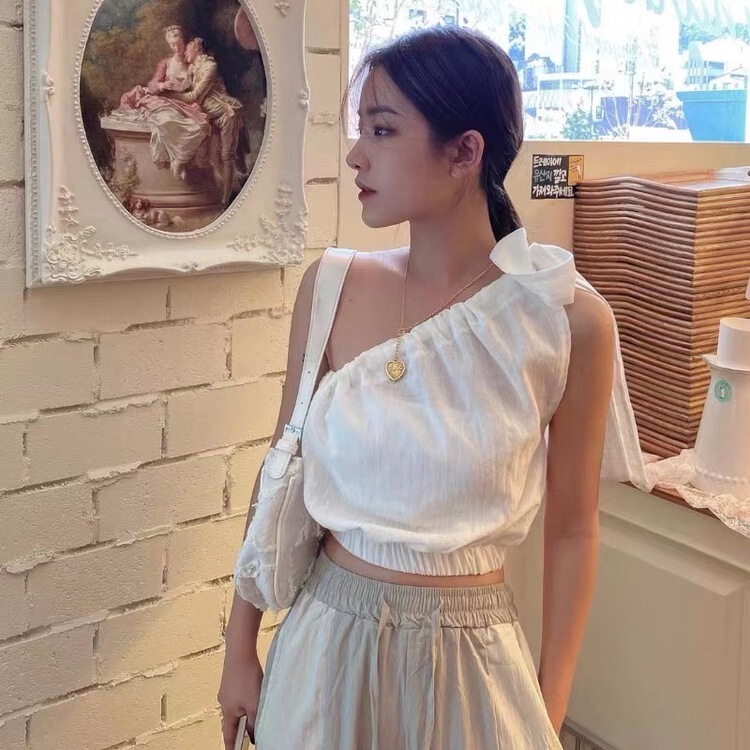 [M queen] fashion temperament wrinkle design off shoulder shirt 6303\hbx