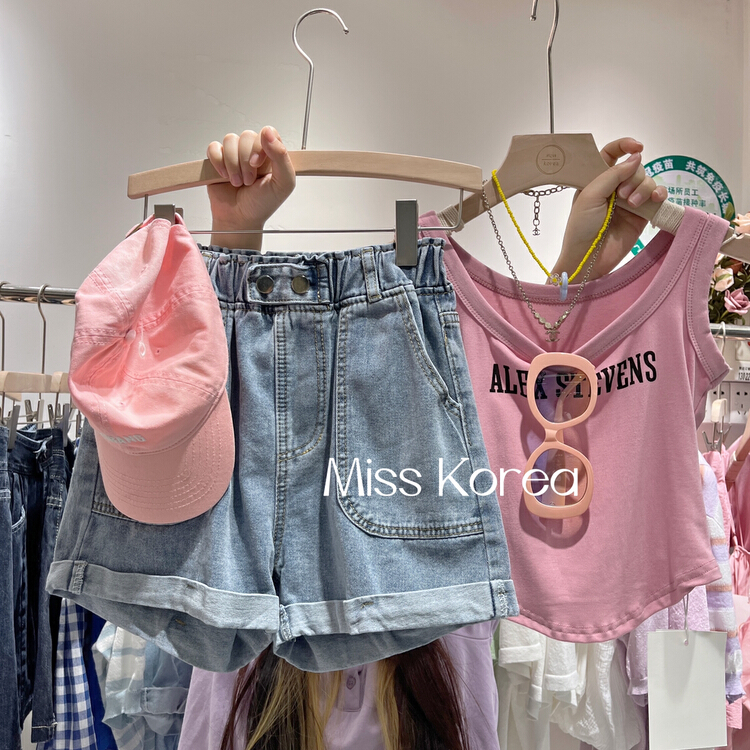[Miss Korea] elastic waist rolled loose denim shorts (only shorts) 6783\hbx