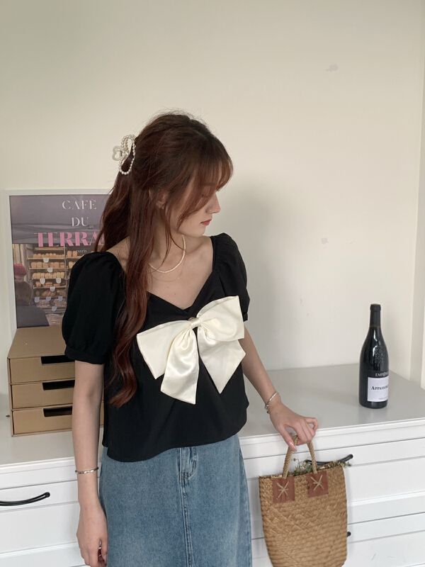 [as] bubble sleeve V-neck simple lady shirt (with Brooch) 2227\hjy