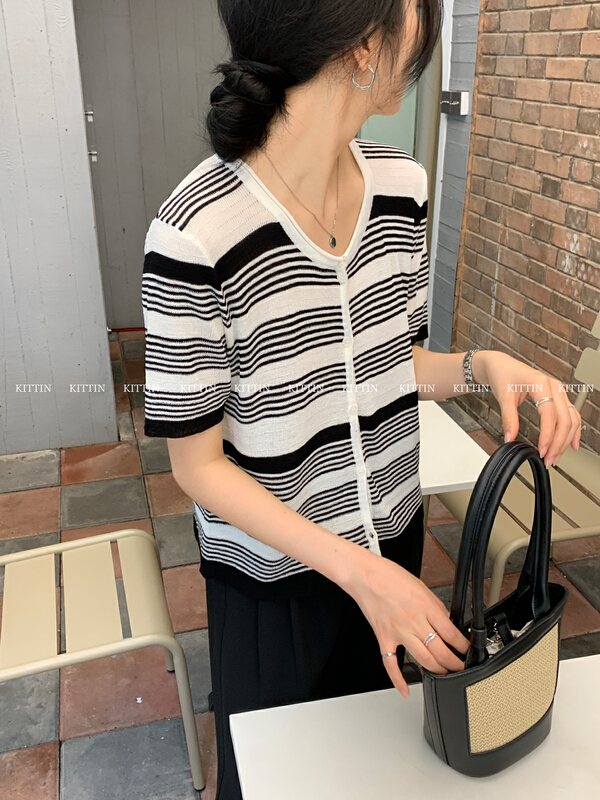 [Kittin] Korean striped sweater 183