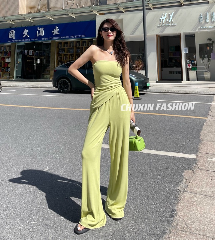 [c.x Chuxin] slim fit vest with breast pad + high waist casual pants set 1007-1\t