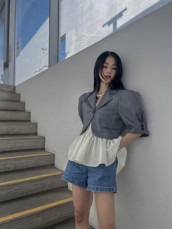 [savage] Korean version of western fashion solid color V-neck bubble sleeve one button suit e8628\wpl