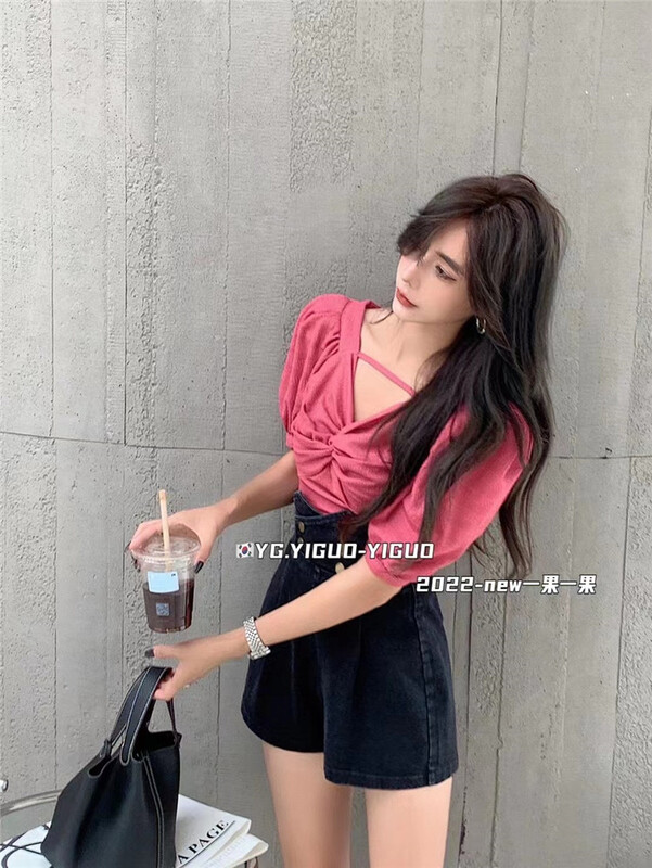 [yiguoyiguo] bubble sleeve V-neck simple shirt 3818\pcz