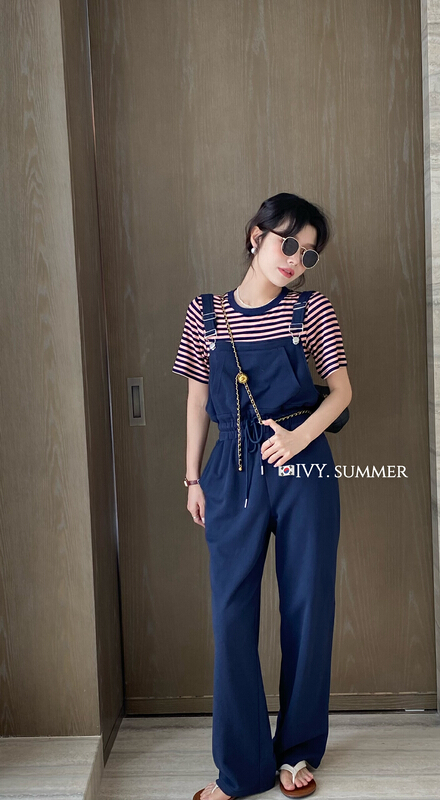 [Ivy] Korean design loose casual suspenders + simple and versatile striped short sleeve T-shirt set 88279\jhy