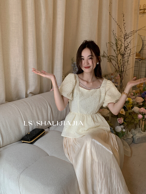 【 LS 】 Korean version square neck small fresh shirt (with detachable chain) 2678\wpl