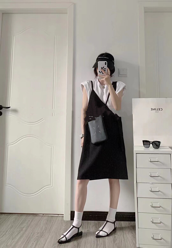 【 mi 】 Korean version irregular suit suspender strap skirt + open waist sleeveless solid color comfortable short sleeve suit 9685\pcz