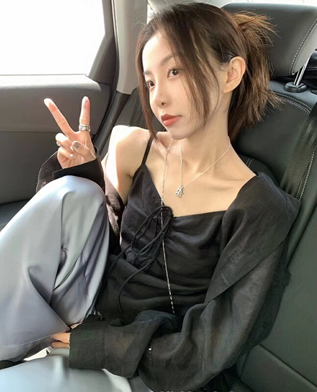 [are studio] simple and versatile pleated vest / sling 81360\zxx