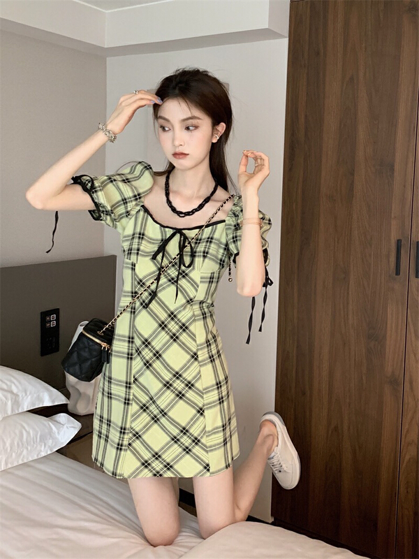 【 bobi 】 Korean checkered square neck dress 8952\hjy