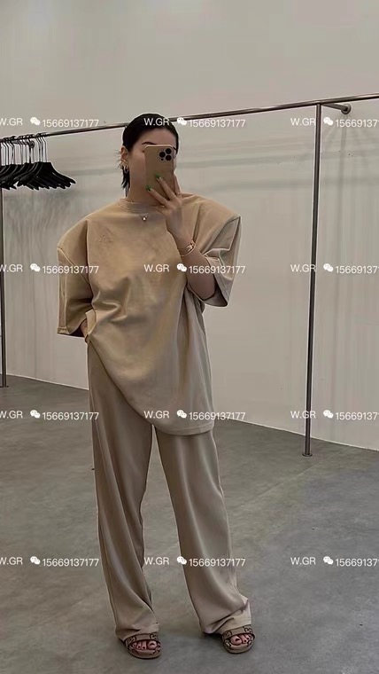 [East room] simple round neck shoulder pad casual Top + elastic waist lace up slacks set 9359\wtt
