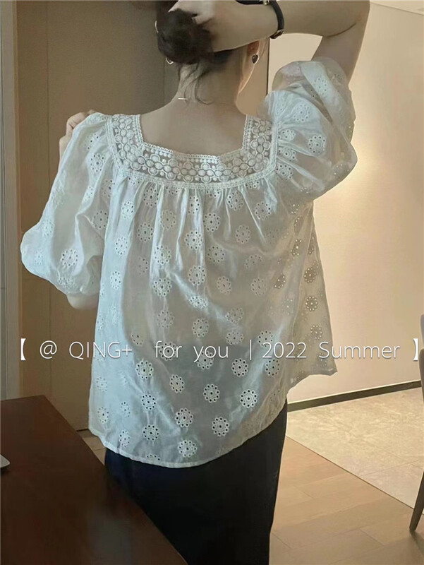 [Qingqing family] embroidered hook flower loose shirt 2111\xyy