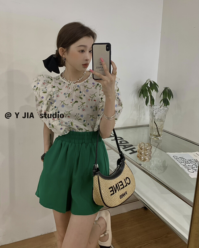 [y.jia EJA] simple age reduced floral blouse and shorts set 9529