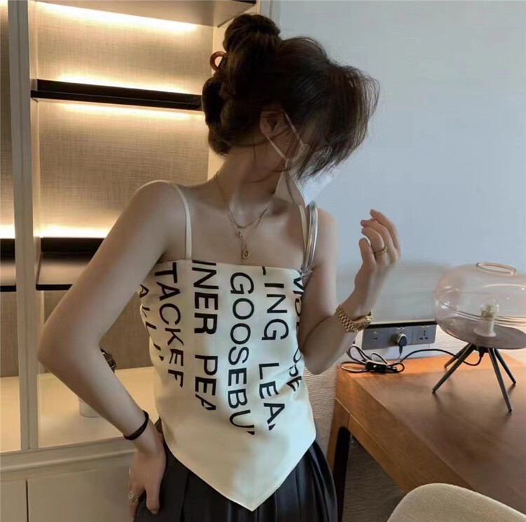 [semi plain] letter all over screen red hot girl vest / sling k137\zjy