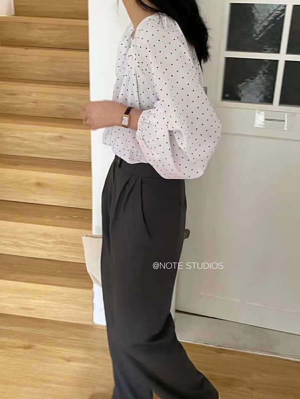 New year in early spring! [note] Korean chic small fresh and versatile fashion Dot Shirt 22133\hbx