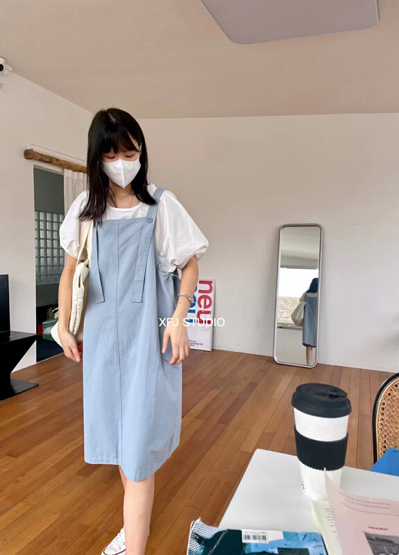 [Xiao Fan's family] Korean fashion versatile solid color strap skirt + round neck short sleeve shirt suit 8276\lsw