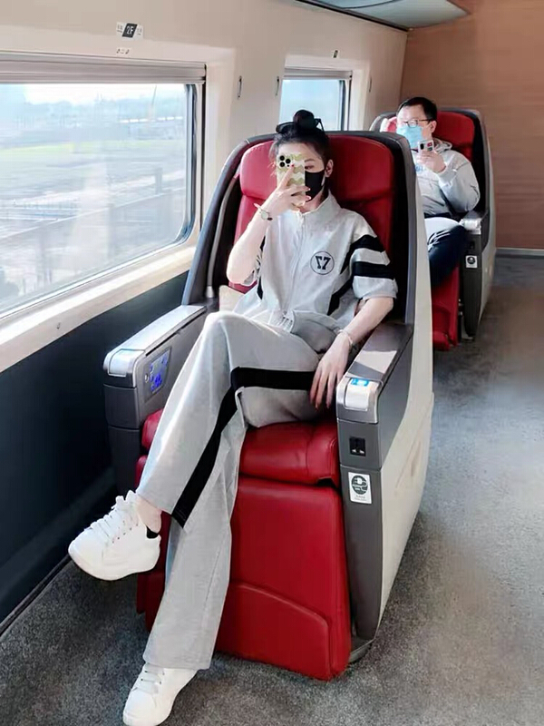 [jun.t] color blocked Mock Neck zip coat + versatile wide leg casual pants set 6206\pcz