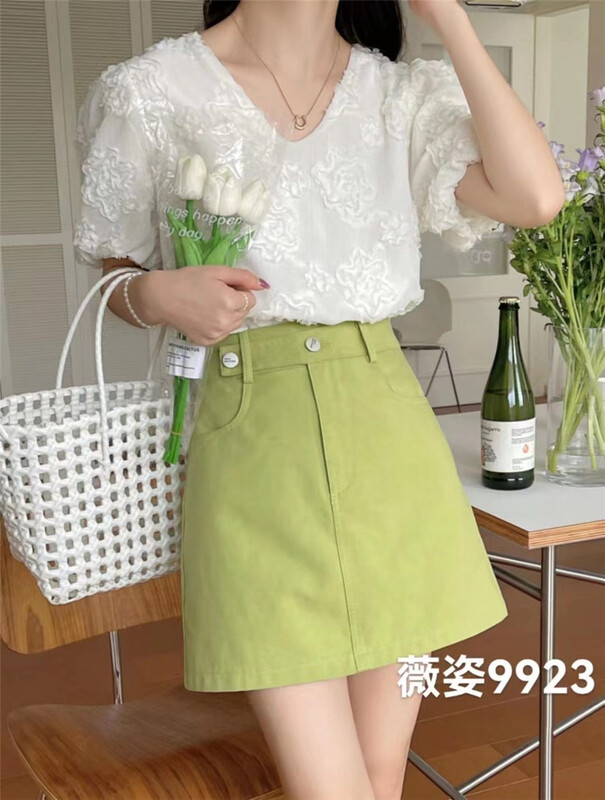 [Weizi clothing] temperament small woman high waist short skirt 9923\hjy
