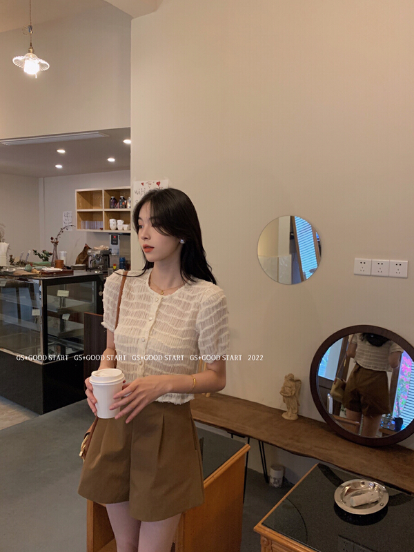 [gs.good star] Han Shuyuan collar short shirt 22383\hjy