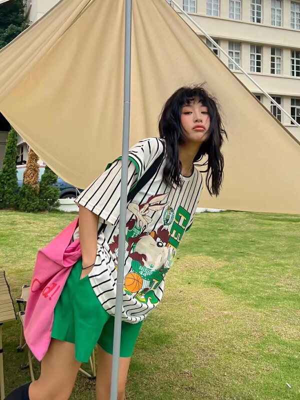 [wlady/npj supporting actress] Unisex casual loose stripe short sleeve T-shirt 398\wtt