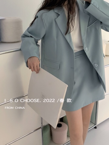 New year in early spring! [ISO Korean] self made new slim button suit + Leisure bag hip high waist skirt suit 68798\hjy