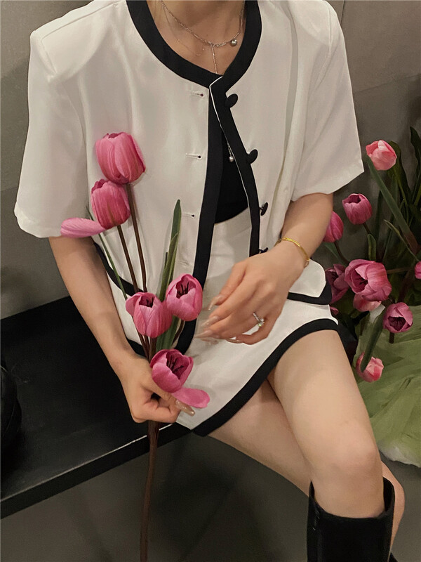 [semi vegetarian] Korean color contrast short coat + slim skirt two piece suit u536\zsy