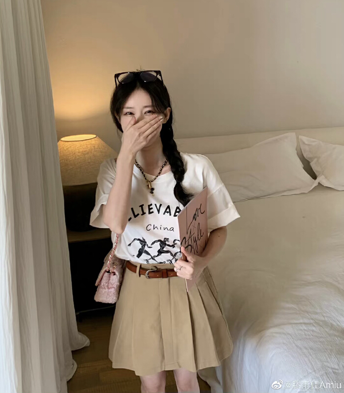 [y.jia EJA] loose letter T-shirt + high waist pleated skirt set (with belt) ys1-8957\pcz