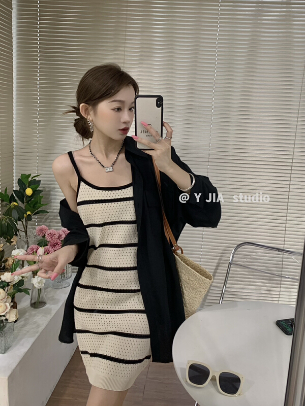 [y.jia EJA] simple sunscreen shirt striped skirt suit 9527