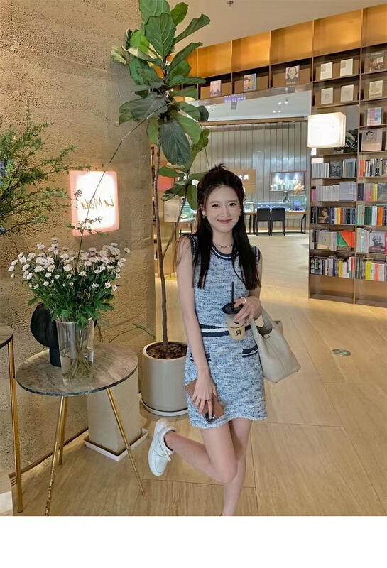 [am Gardenia] colorful sugar knitted Xiaoxiang sweater + fashionable high waist slim skirt suit (only suit) 0088\pcz