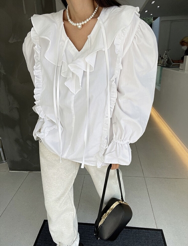 New year in early spring! [savage] Korean version sweet aging temperament baby collar wood ear shirt e5860\jhy