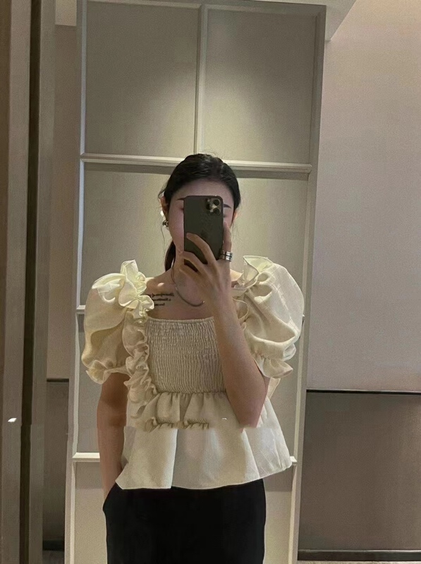 [Yan Zhen] bubble sleeve Square Neck Shirt 45515\pcz